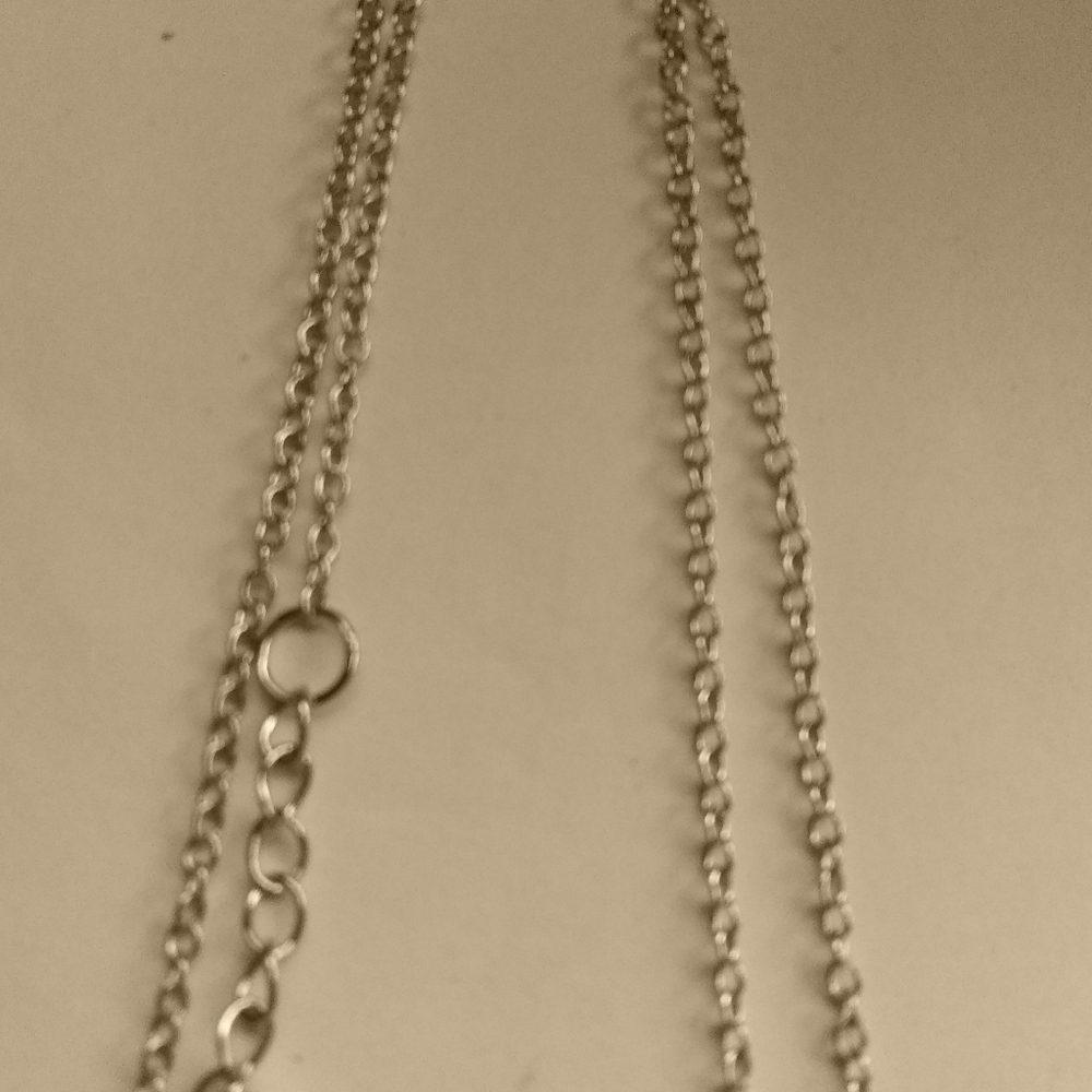 Woman's necklace